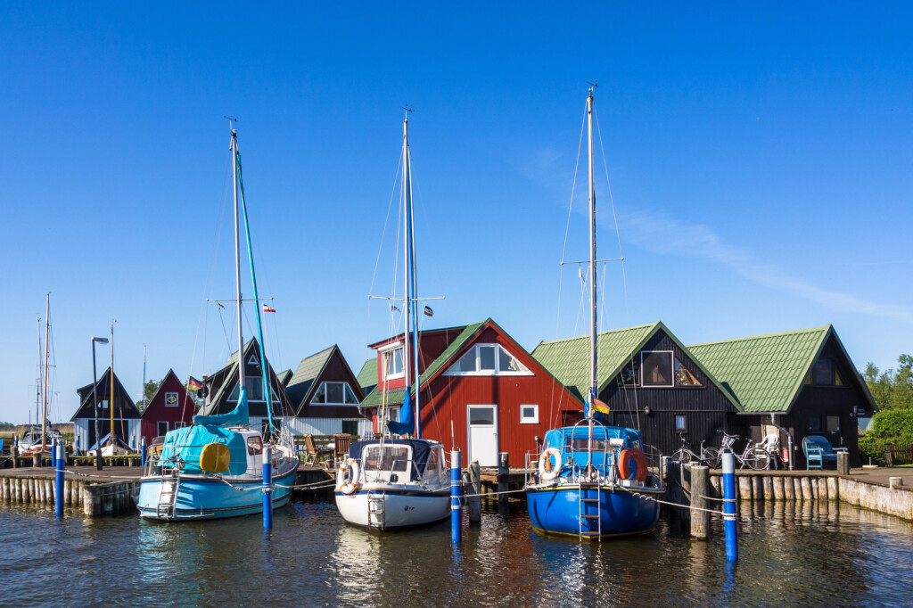 Urlaubsort Ahrenshoop – Ferienwohnungen & Unterkünfte in Ahrenshoop